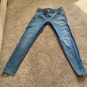 LUCKY BRAND LOLITA SKINNY SIZE 4/27 JEAN.